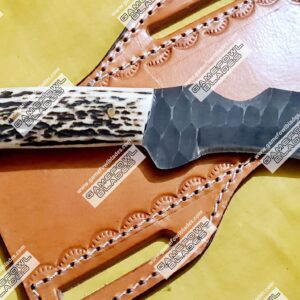 Hawkbill knife
