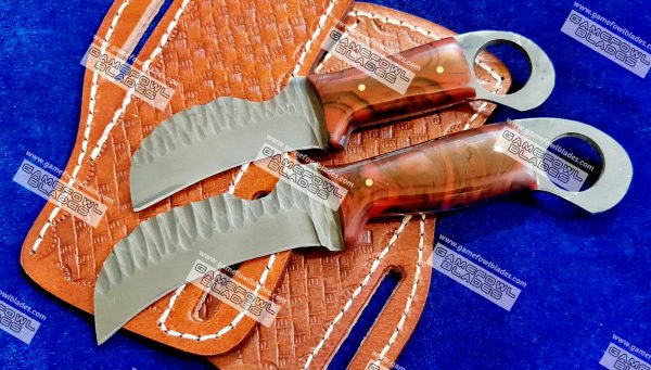 Hunting knives in Texas