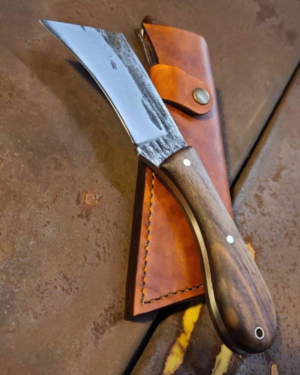 hawkbill knife