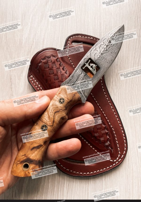 Knife With Lineman Emblem In Texas